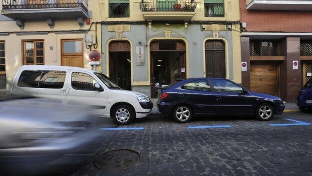 El móvil indicará las plazas libres de la zona azul en 2018