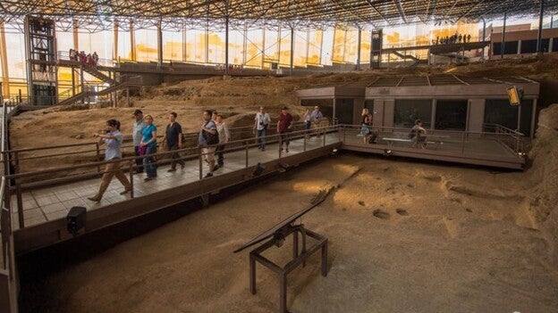 La Cueva Pintada abre sus puertas por Santiago