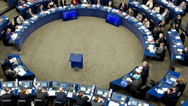 La UE presiona a Facebook, Google y Twitter