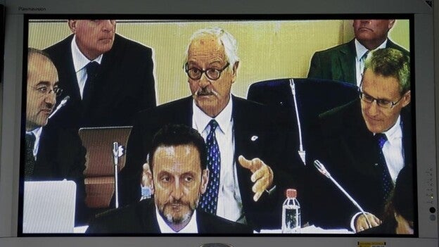 «No tuve queja de Bárcenas mientras fue tesorero»