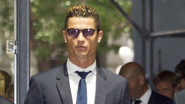 Ronaldo: «Yo no sé de impuestos, solo estudié hasta sexto»