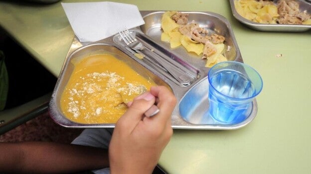 CCOO desconfía del fin de la privatización de los comedores escolares