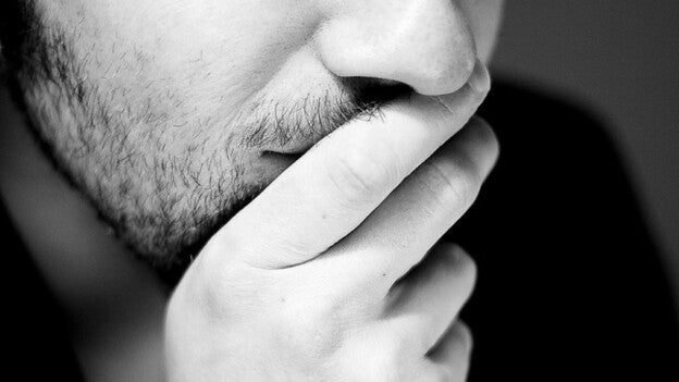 Hablar consigo mismo en tercera persona puede ayudar a controlar las emociones