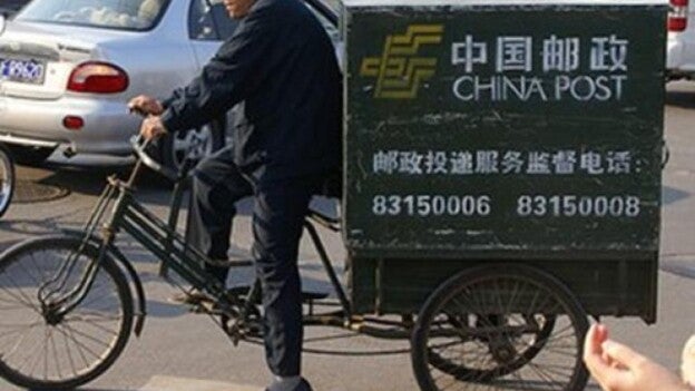 Intenta enviar a su bebé por correo a un orfanato