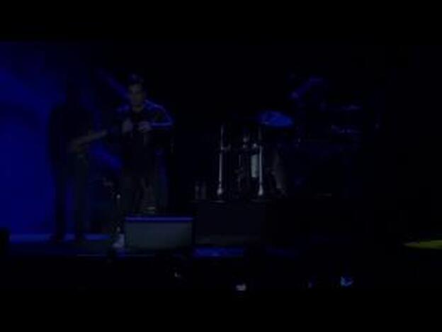 Paula y Daniella, fans incondicionales de Bustamante