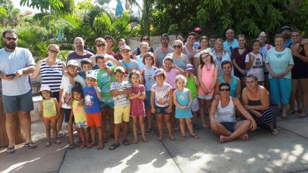 Los pequeños de la Danza de Cintas disfrutan de Aqualand