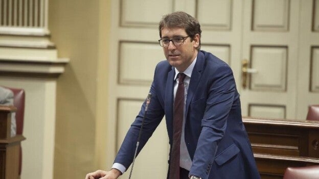 El PSOE: «En Canarias hay fobia al trabajo precario y no al turismo»