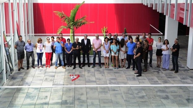 Canarias se suma al luto