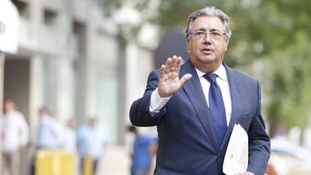 Zoido viaja a París para analizar la actividad de la célula