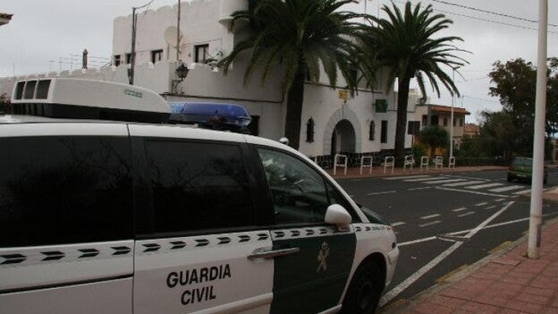 Le agrede y roba la cartera con 400 euros