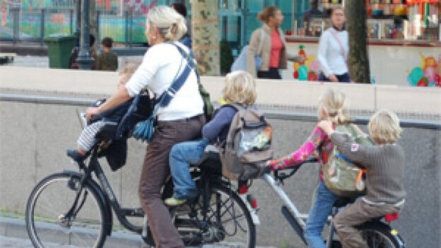 El Ayuntamiento se suma al uso de la bicicleta