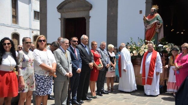 San Bartolomé sufre un accidente y se queda sin procesión