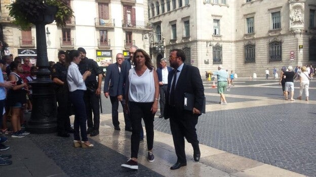 «Barcelona no tiene miedo, España tampoco, al terrorismo asesino»