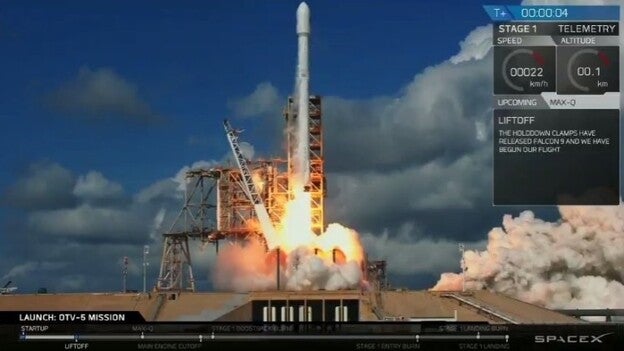 Space X lanza una nave no tripulada