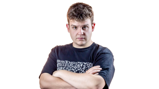 Arkano exhibe su destreza para rapear en positivo