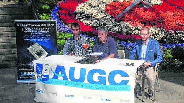 Quitarse la vida «por la patria», el grito ahogado de los agentes