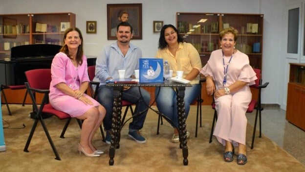 Libro de poemas de María Luisa Ortega