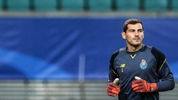 La suplencia de Casillas, un debate nacional en Portugal