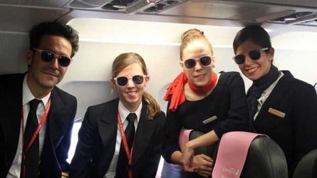 Iberia Express se viste de rosa en el Día contra el Cáncer de Mama