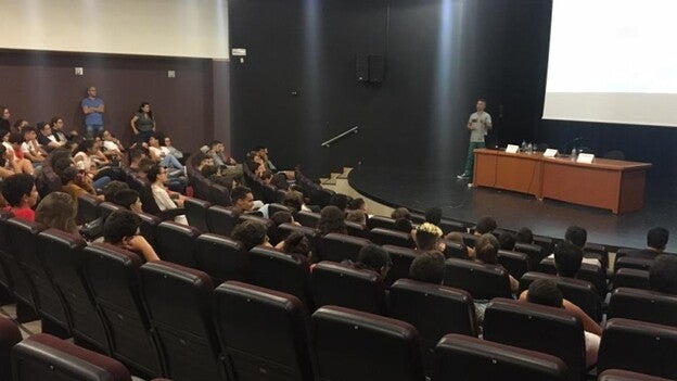 «Tu contraseña nunca es una prueba de amor»