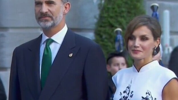 El rey suspende su agenda