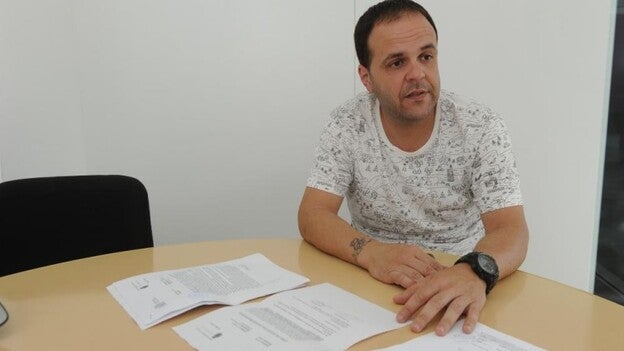 Le amenaza de muerte al ir a cobrar una deuda por un trabajo