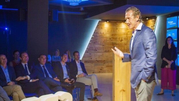 Valdano: «Hay políticos y faltan estadistas»
