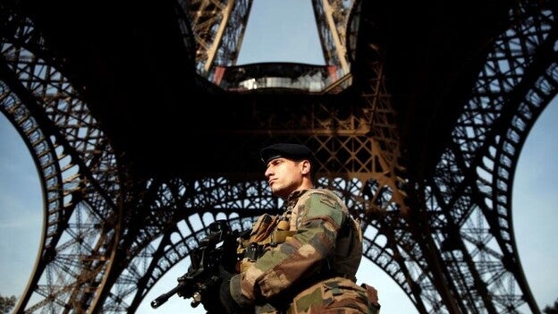 Entra en vigor la Ley antiterrorista francesa