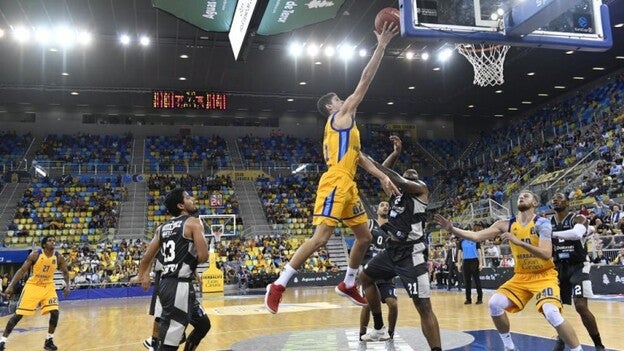 El Granca convence ante el Trento (85-76)