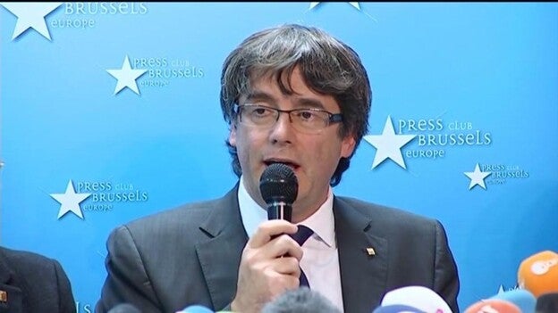 La Fiscalía pide detener a Puigdemont