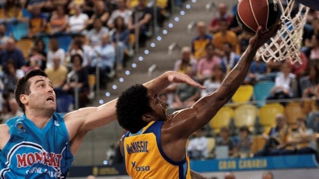 El Granca, intratable en casa