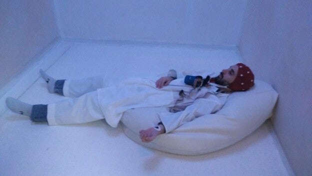 La luz azul relaja más rápido que la blanca