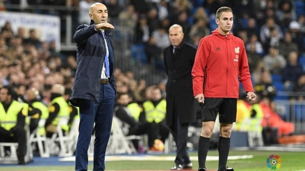 El Levante, límite para Ayestarán