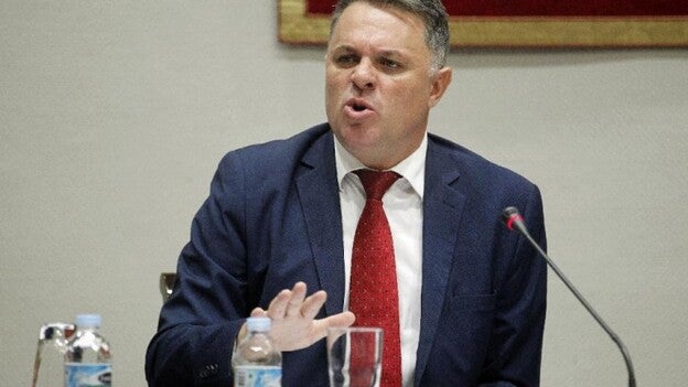 Los servicios jurídicos informarán sobre Negrín