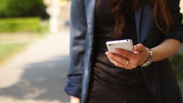 Publicita citas sexuales con los datos de la expareja de su novio