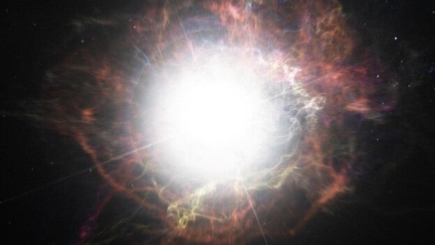 Una supernova de 600 días desafía la comprensión de la muerte estelar