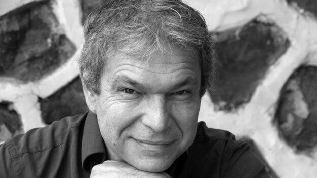 Manuel M. Almeida presenta su nueva novela ‘Evanescencia’