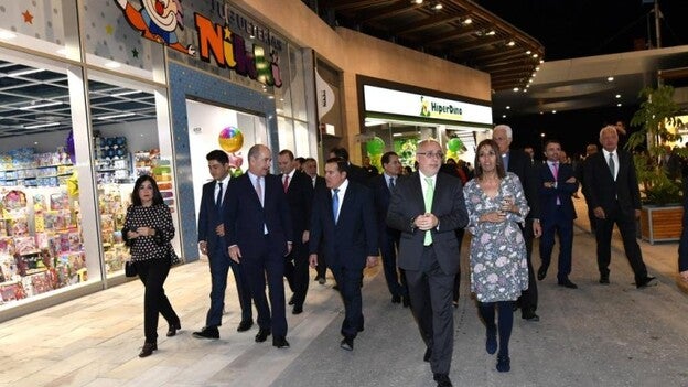 Inauguración del Centro Comercial Alisios | Canarias7