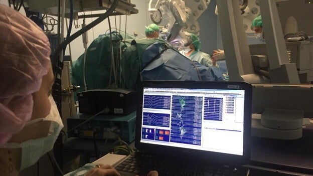 Los canarios soportan la espera más larga de España para operarse: seis meses