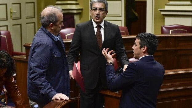 La oposición ve un varapalo al Gobierno por no vigilar a Negrín