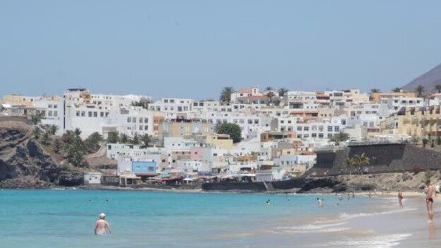 Le asaltan en la calle, le pegan una paliza y lo meten en el maletero de un coche