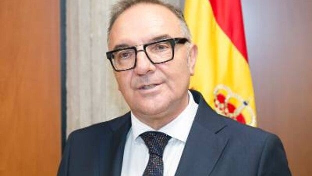 Baltar destaca el papel de los farmacéuticos