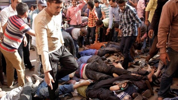 Al menos 10 muertos en una estampida durante un funeral en Bangladesh