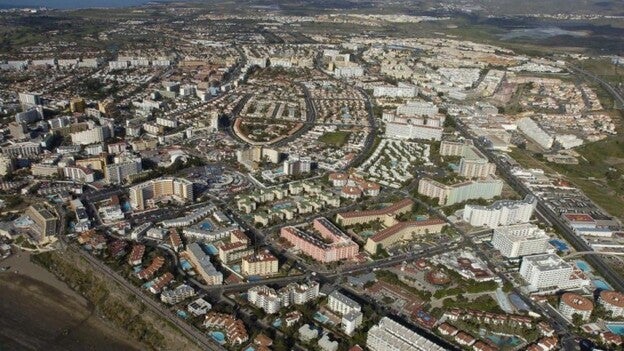 Detenidas tres personas por golpear a un turista para robarle en Playa del Inglés