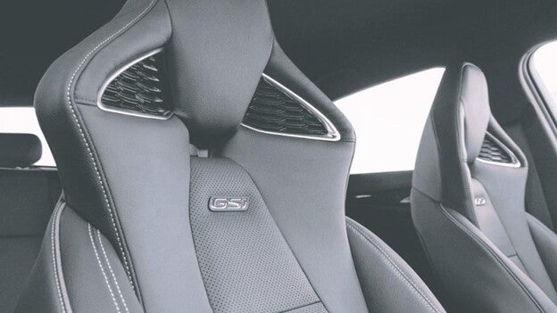 Nuevos asientos deportivos Opel performance, a medida del Insignia GSi