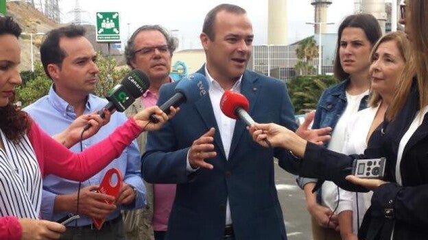 Hidalgo anuncia su intención de dirigir el PSOE capitalino