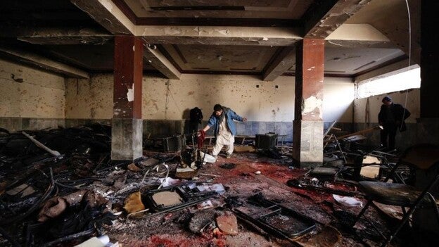 Al menos 40 muertos en un atentado suicida en Kabul