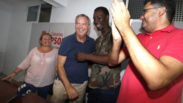 Pérez anunciará su candidatura al PSOE cuando se ponga fecha al congreso