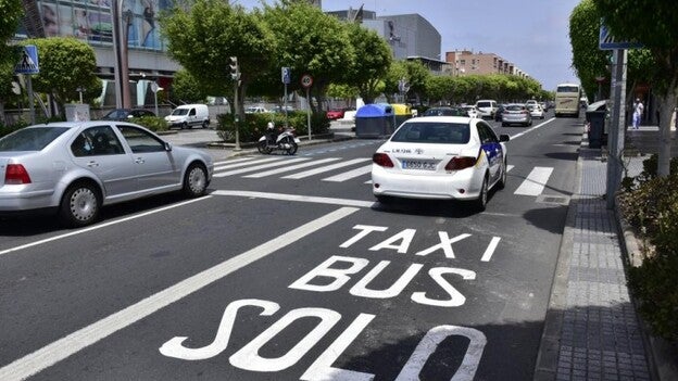 2018 trae una subida del taxi y revive la tasa de terrazas