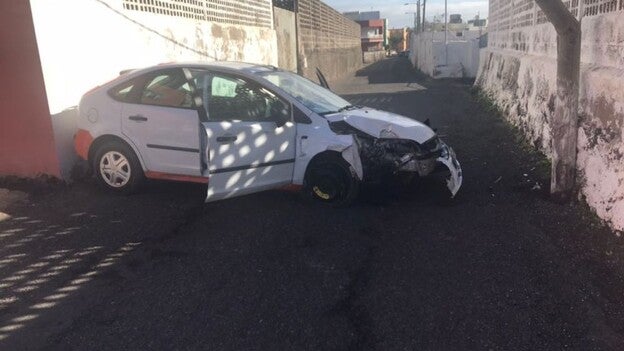 Un conductor provoca daños en Telde y da positivo en alcoholemia